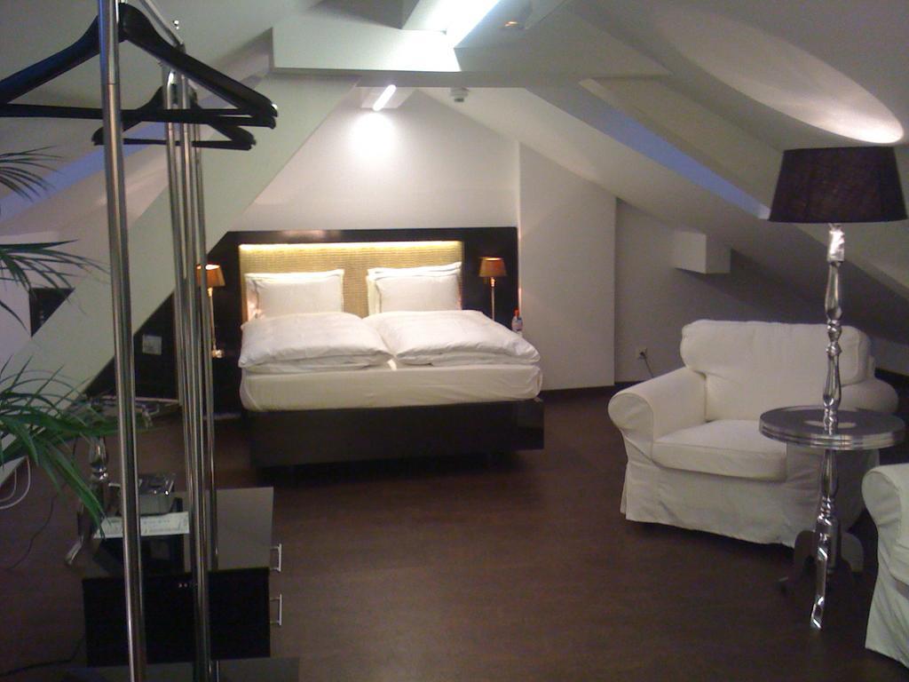 Boutique Hotel La Rinascente Локарно Екстер'єр фото